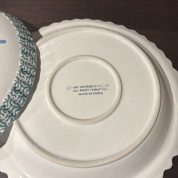 ABC Distributing Beautiful Pattern Blue Hearts Ceramic Pie Plate with Lid - Picture 11 of 12